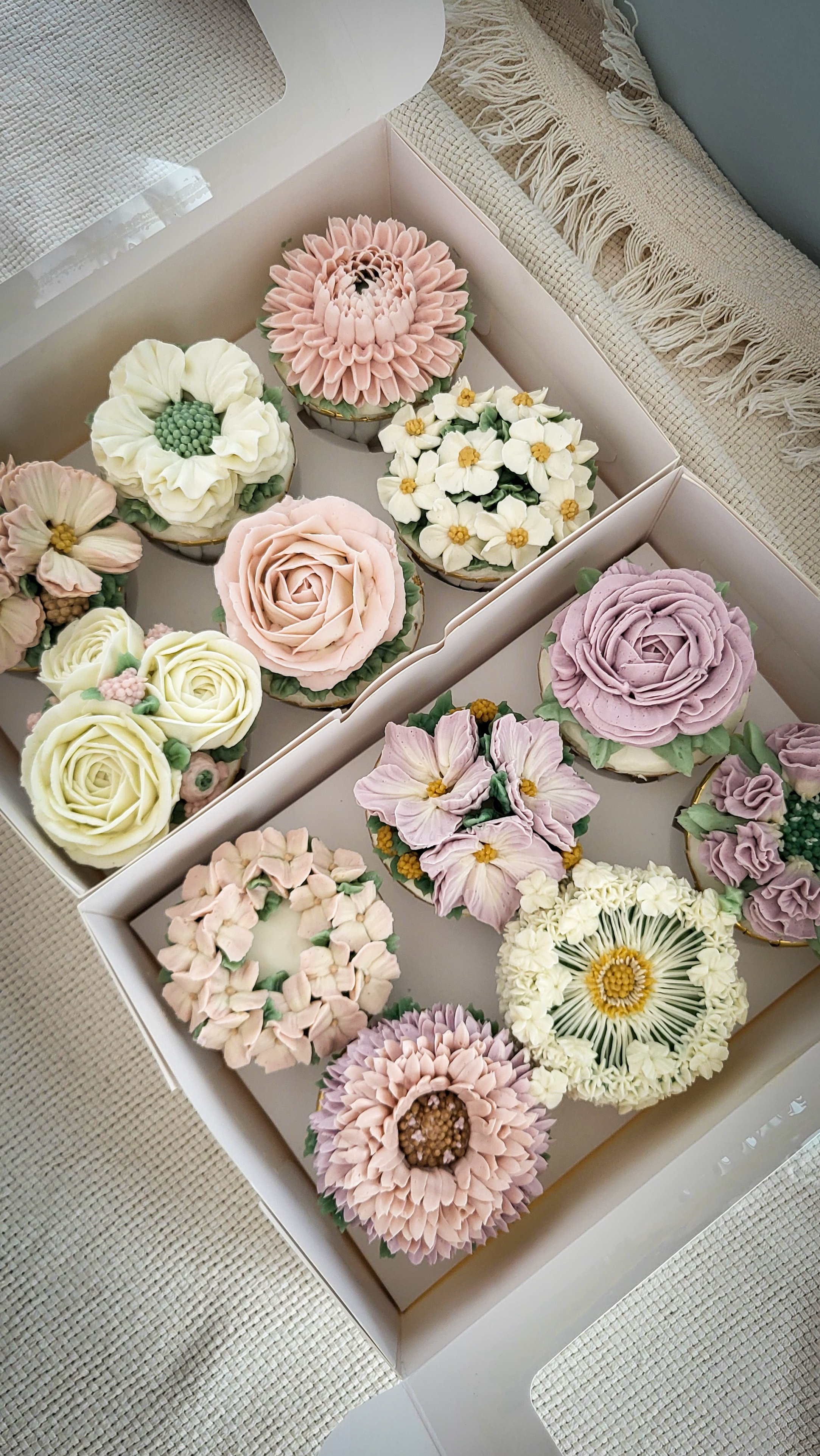 kwiaty z kremu - babeczki